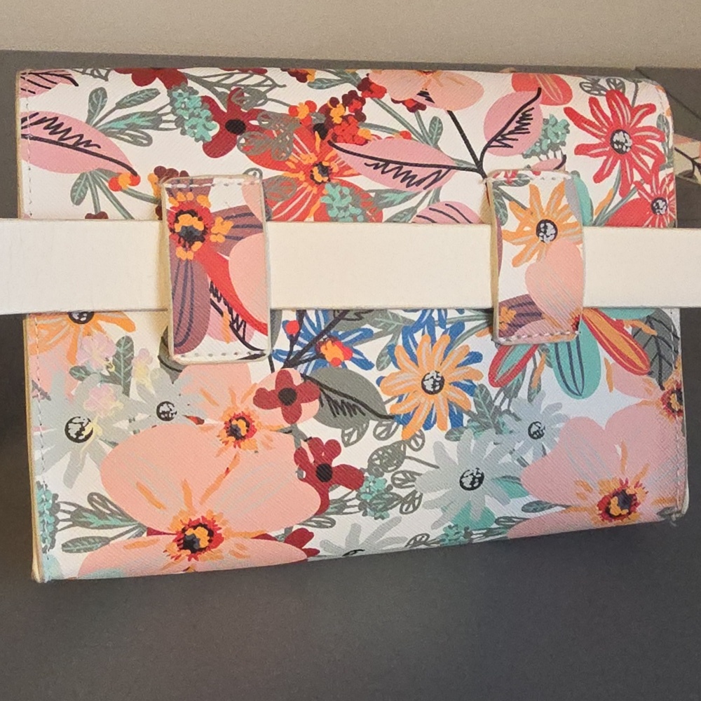 torrid Floral Envelope Crossbody Belt Bag in Pink, Teal, Blue - Picture 5 of 7
